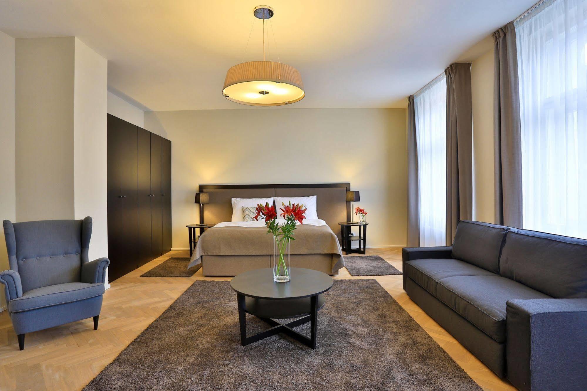 Aparthotel & Prag
